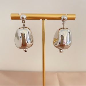 Silver plated irregular bean drop earrings